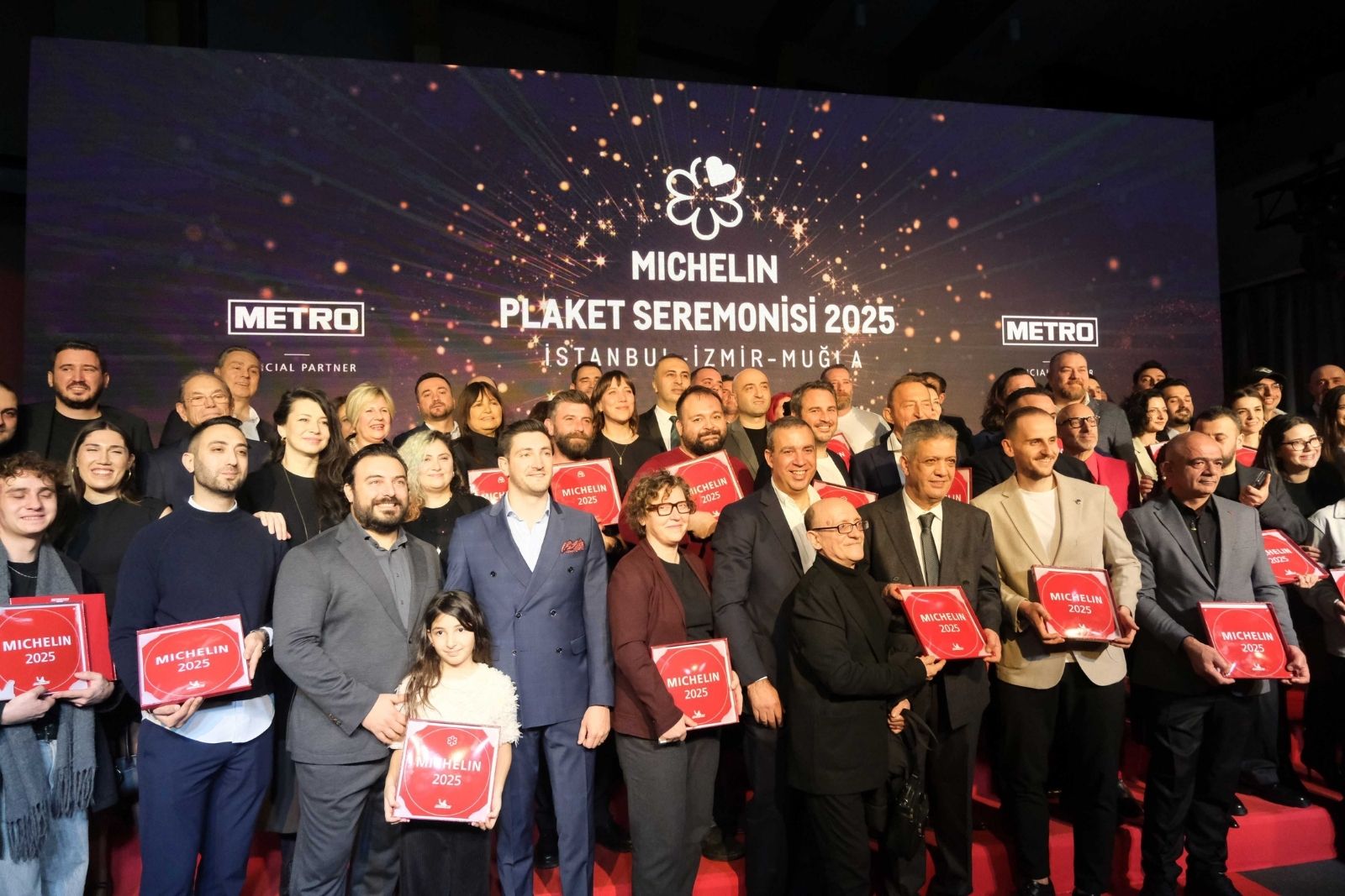 Michelin Rehberi’nin 2025 seçkisine giren 132 restoran, plaketlerini aldı